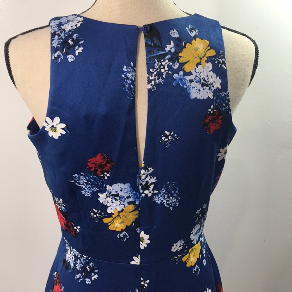 Banana Republic dress - Picture 3 of 8